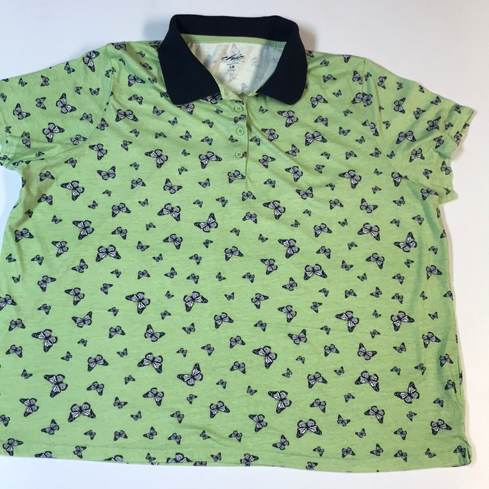 Chic women’s polo